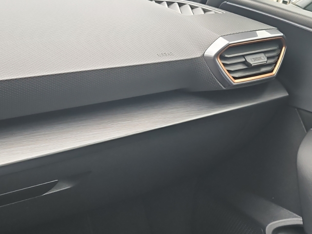 Leon 1.5 eTSI DSG*LED*ACC*Full Link*SHZ*