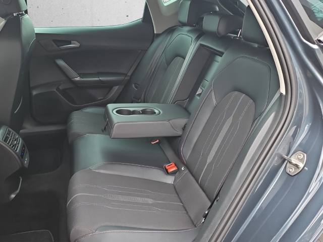 Leon 1.5 eTSI DSG*LED*ACC*Full Link*SHZ*