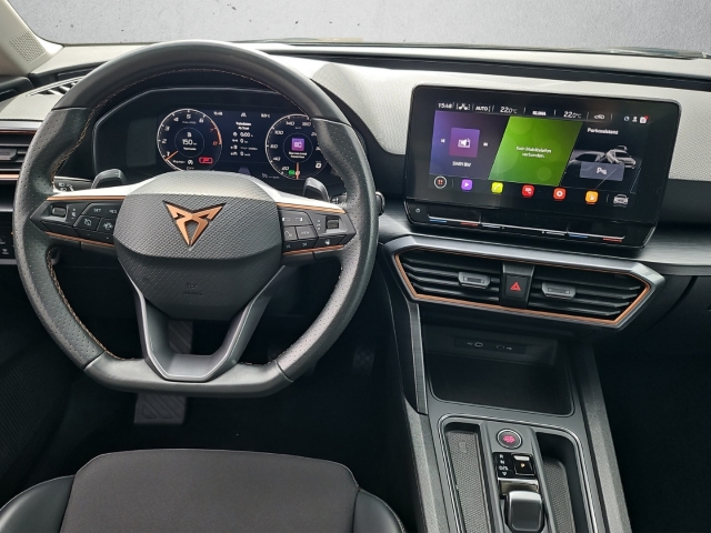 Leon 1,5 eTSI DSG*LED*Full Link*SHZ*ACC*