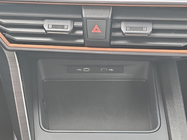 Leon 1,5 eTSI DSG*LED*Full Link*SHZ*ACC*