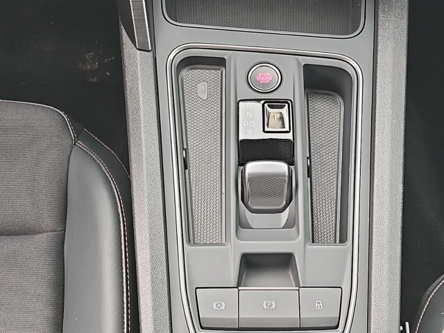 Leon 1,5 eTSI DSG*LED*Full Link*SHZ*ACC*