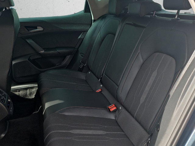 Leon 1,5 eTSI DSG*LED*Full Link*SHZ*ACC*