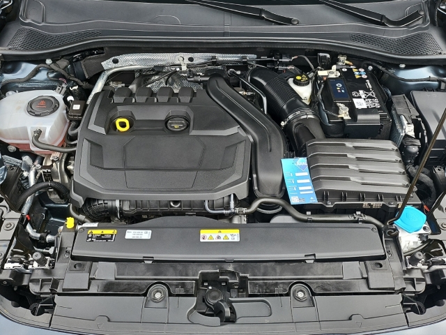 Leon 1,5 eTSI DSG*LED*Full Link*SHZ*ACC*
