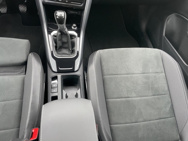 T-Roc Style 1.5 TSI*AHK*Navi*Massagesitz*LED*