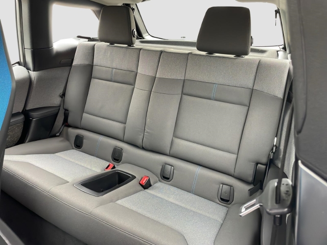 i3 *120 Ah*Digitales Cockpit*LED*DAB*SHZ*Keyless*