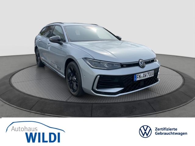 Passat 1.5 TSI eHybrid DSG*AHK*Panodach*Navi*