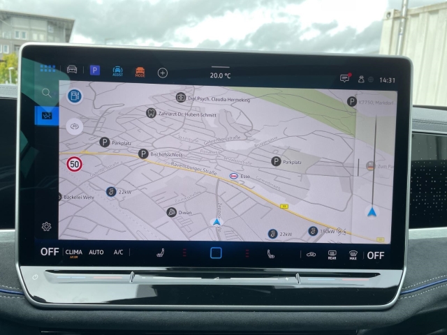 Passat 1.5 TSI eHybrid DSG*AHK*Panodach*Navi*