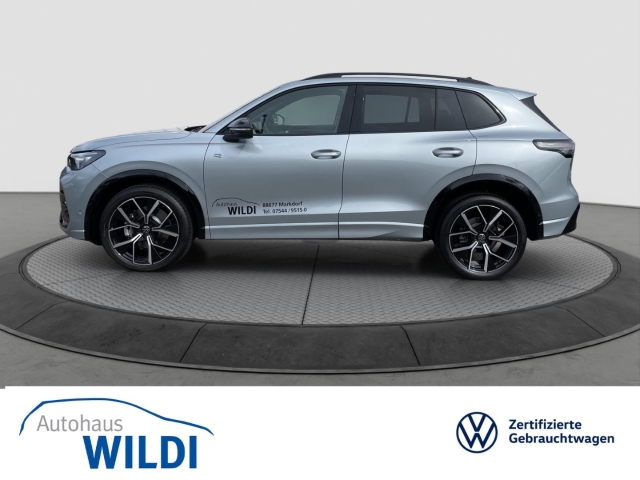 Tiguan R-Line 2.0 TDI 4MOTION DSG*AHK*Navi*ACC*
