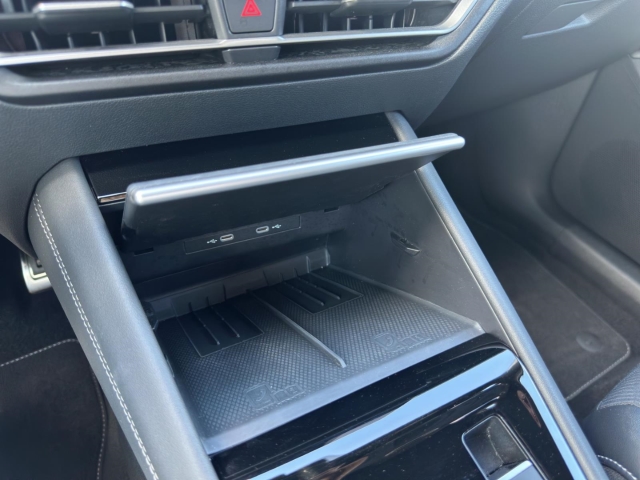 Tiguan R-Line 2.0 TDI 4MOTION DSG*AHK*Navi*ACC*