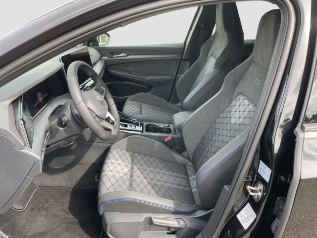 Golf Variant VIII R-Line 1.5 eTSI DSG*AHK*Panodach*Navi*