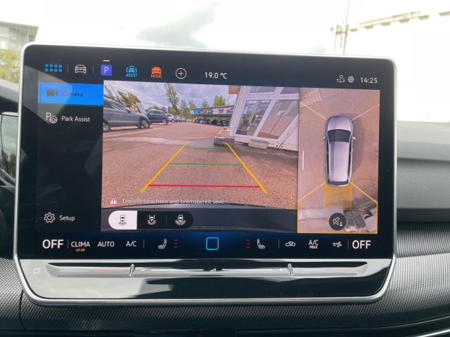 Golf Variant VIII R-Line 1.5 eTSI DSG*AHK*Panodach*Navi*