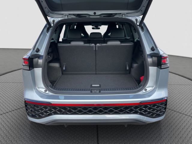 Tayron R-Line 4Motion 2.0 TSI DSG*Sportpaket*AHK*