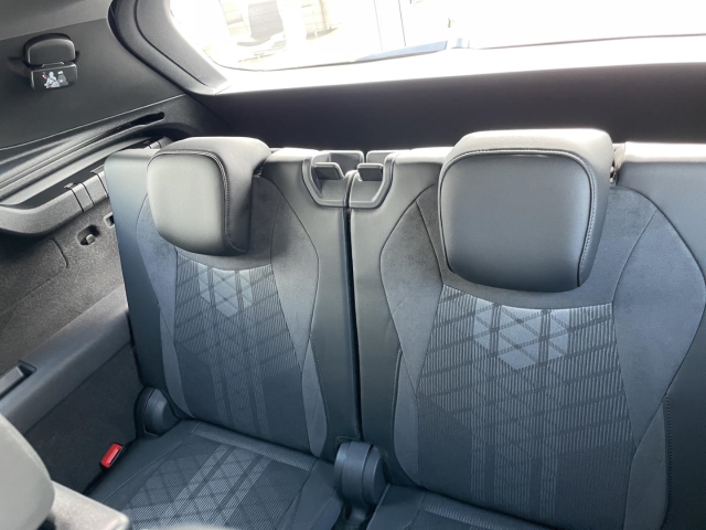 Tayron R-Line 4Motion 2.0 TSI DSG*Sportpaket*AHK*