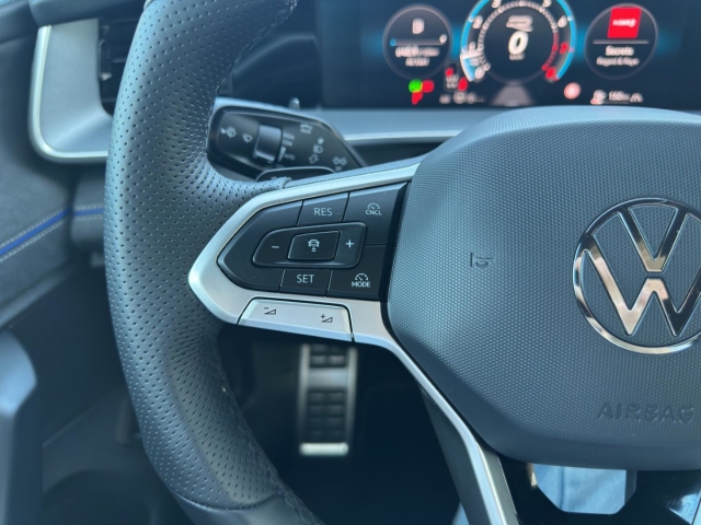 Tayron R-Line 4Motion 2.0 TSI DSG*Sportpaket*AHK*
