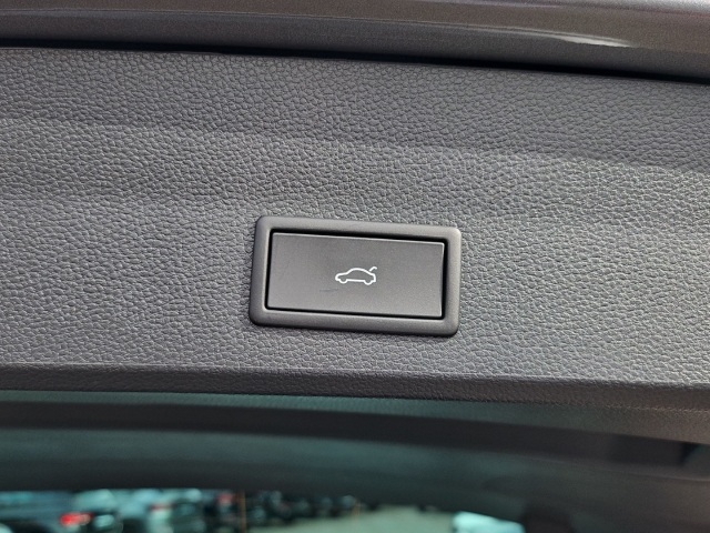 Ateca Xperience 1.5 TSI *DSG*Navi*AHK*LED*RüKa*