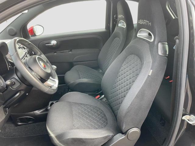 500 595 1.4 T-Jet 16V*Navi*Apple CarPlay*