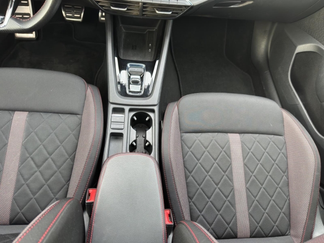 Octavia Combi RS 2.0 TDI DSG*PANO*LED*HEAD-UP*