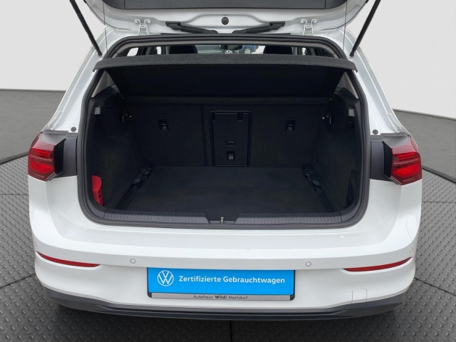 Golf VIII Life 2.0 TDI*PANO*Navi*LED*ACC*