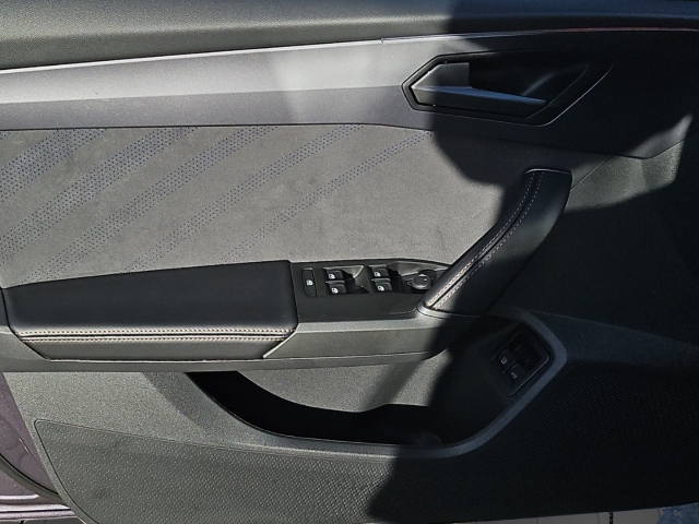 Leon SP VZ 1.5 e-Hyb.*DSG*Nav*AHK*RüKa*ACC*LED*