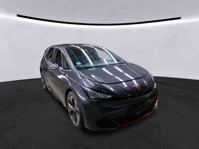 Born 62 kWh*Navi*LED*ACC*RüKa*SHZ*