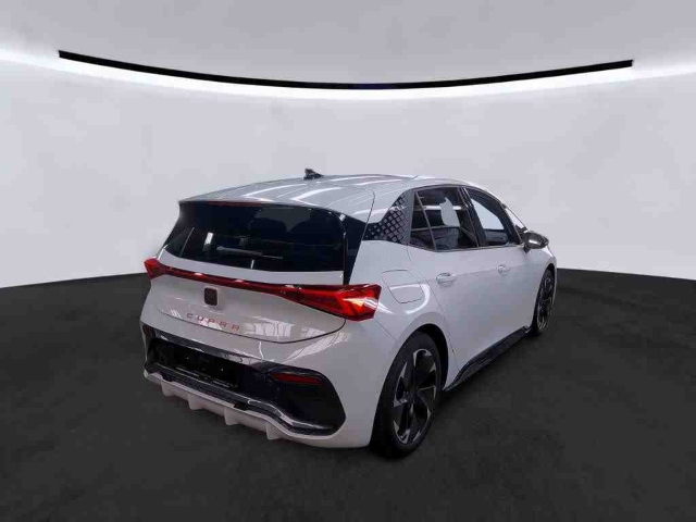 Born 62 kWh*Navi*LED*ACC*SHZ*Sportpaket*