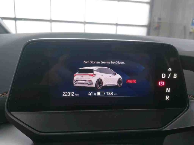 Born 62 kWh*Navi*LED*ACC*SHZ*Sportpaket*