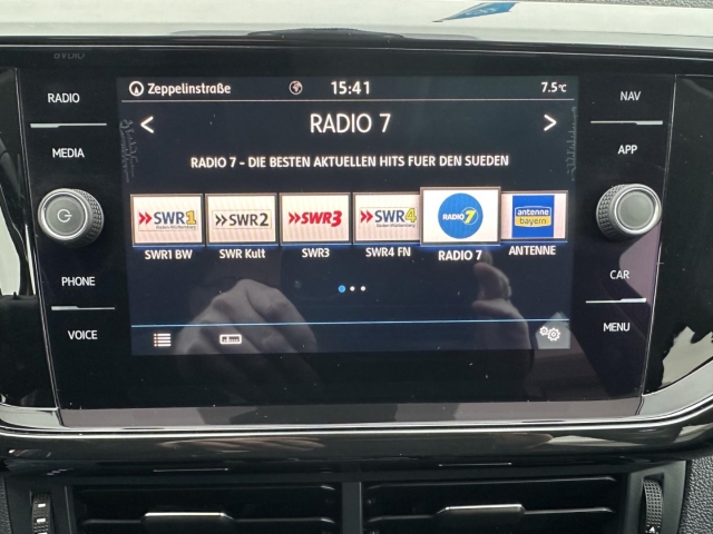 T-Cross Style 1.0 TSI DSG*AHK*Navi*LED*ACC*