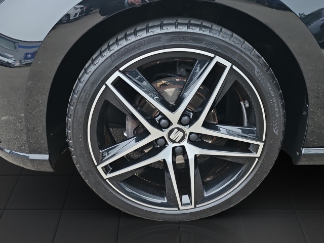 Ibiza FR 1.0 TSI*Navi*LED*ACC*RüKa*SHZ*