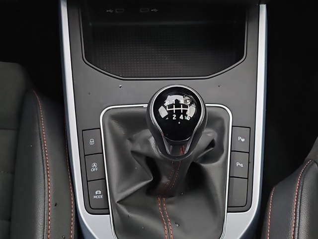 Arona FR 1.0 TSI*Navi*LED*ACC*SHZ*RüKa*