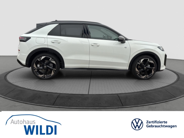 T-Roc R-Line 1.5 eTSI DSG*Navi*LED*ACC*HEAD-UP*