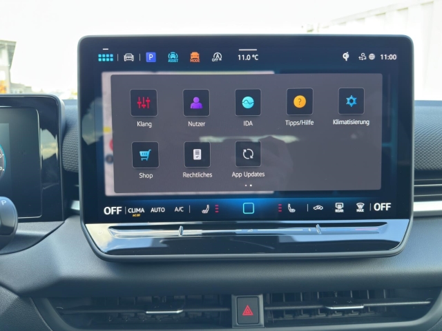T-Roc R-Line 1.5 eTSI DSG*Navi*LED*ACC*RüKa*