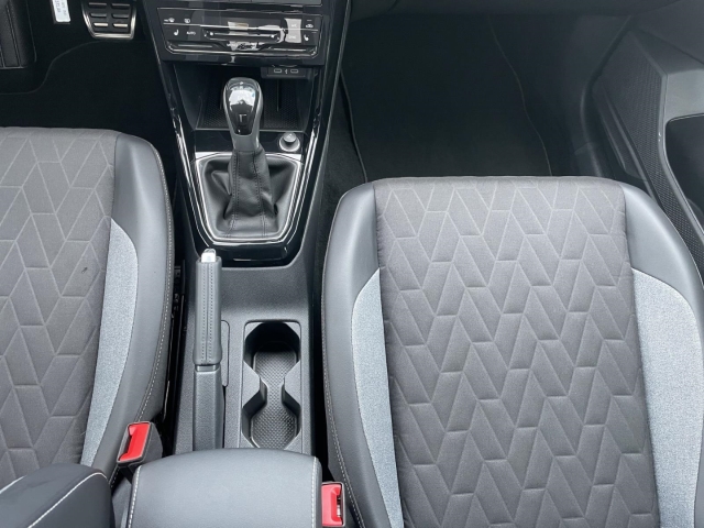 T-Cross GOAL 1.0 TSI DSG*AHK*Navi*LED*ACC*