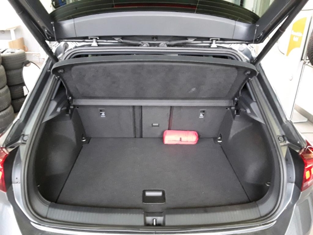 T-Roc Sport 1.5 TSI DS*AHK*Navi*LED*ACC*