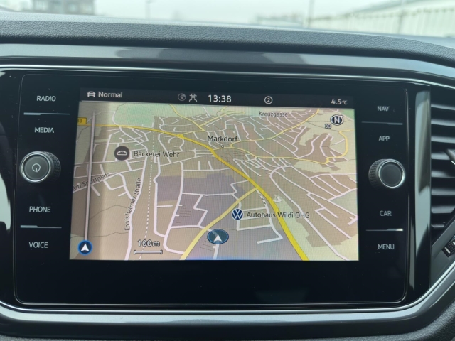 T-Roc Sport 1.5 TSI DS*AHK*Navi*LED*ACC*