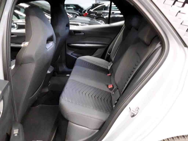 Born electric 62 kWh*Navi*LED*ACC*KEYLESS*