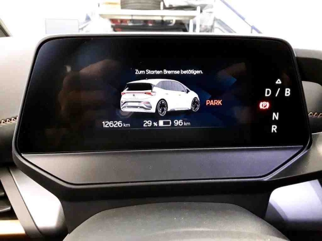 Born electric 62 kWh*Navi*LED*ACC*KEYLESS*