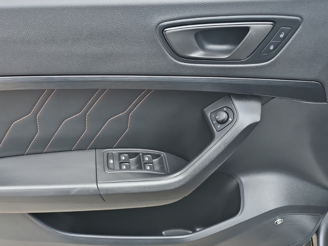 Ateca 4Drive DSG*Navi*LED*AHK*RüKa*ACC*SHZ*