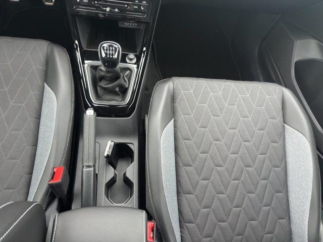 T-Cross Goal 1.0 TSI*AHK*Navi*LED*ACC*