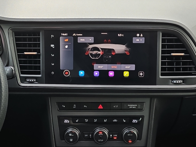 Ateca 2.0 TSI DSG 4Drive*AHK*Navi*LED*ACC*RüKa*