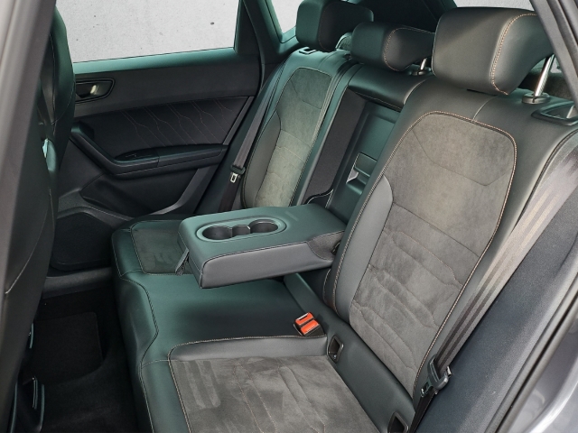 Ateca 2.0 TSI DSG 4Drive*AHK*Navi*LED*ACC*RüKa*