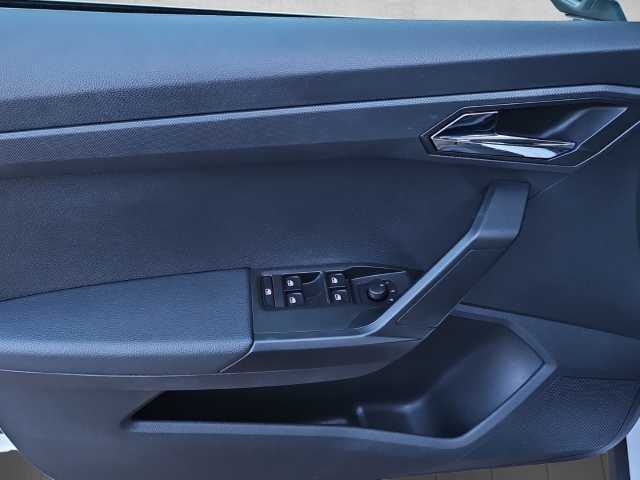 Arona Style 1.0 TSI*AHK*Navi*Apple CarPlay*