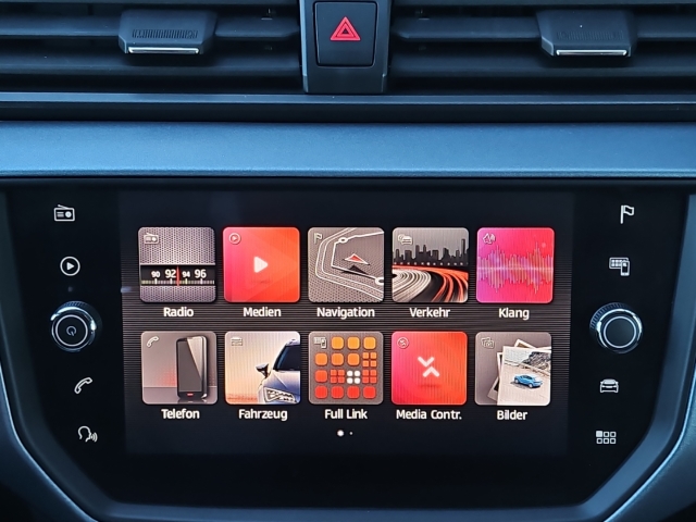 Arona Style 1.0 TSI*AHK*Navi*Apple CarPlay*