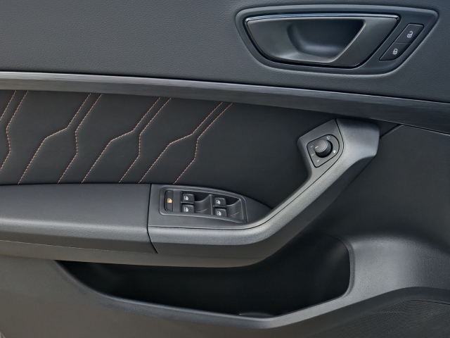 Ateca 2.0 TSI DSG 4Drive*Navi*LED* ACC*AHK*