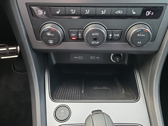 Ateca 2.0 TSI DSG 4Drive*Navi*LED* ACC*AHK*