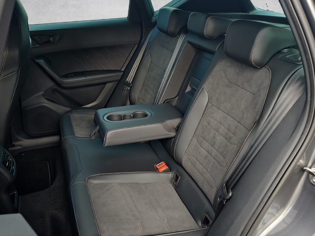 Ateca 2.0 TSI DSG 4Drive*Navi*LED* ACC*AHK*