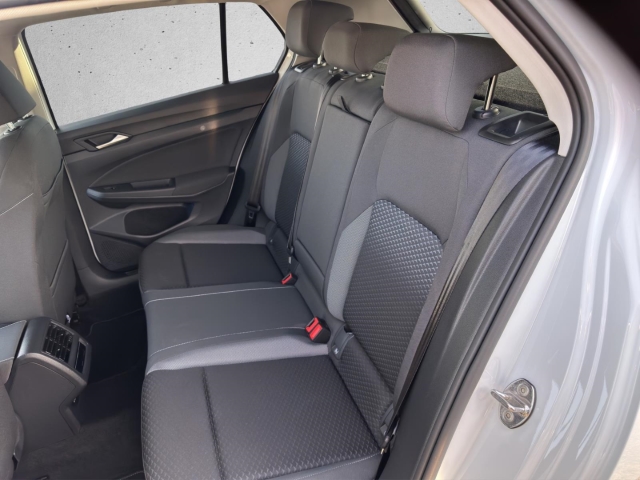 Golf VIII ACTIVE 1.5 TSI*AHK*Navi*LED*Apple CarPlay*