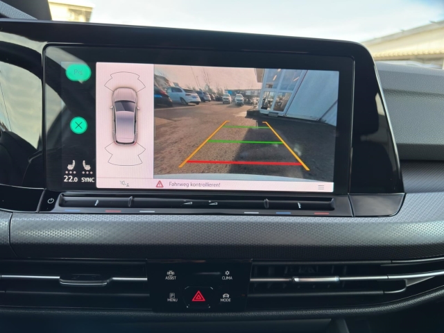 Golf VIII ACTIVE 1.5 TSI*AHK*Navi*LED*Apple CarPlay*