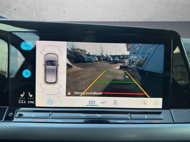 Golf VIII ACTIVE 1.5 TSI*AHK*Navi*LED*