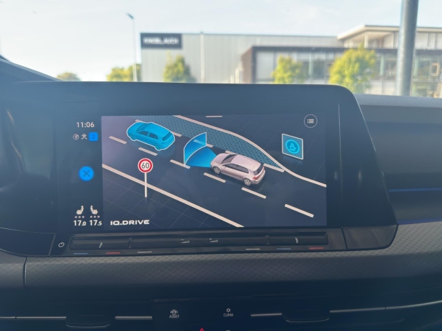 Golf VIII 1.5 TSI Active*Navi*LED*RüKa*SHZ*