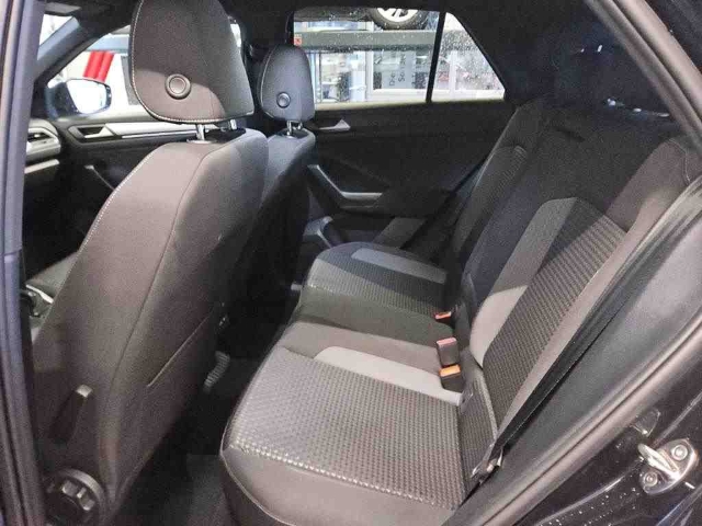 T-Roc ACTIVE 1.5 TSI DSG*AHK*Navi*LED*ACC*